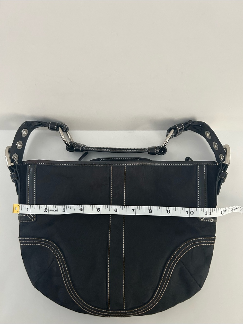 Coach Black Soho/Hampton Signature C Hobo Half Moon Bag Y2K - Picture 10 of 11